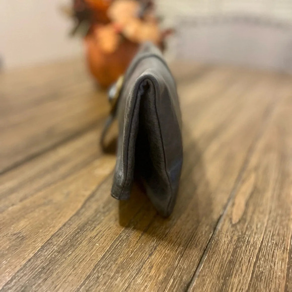 HOBO Soft Blue Leather Foldover Magnetic Clutch Purse Bronze Ring Boho Evening - Picture 8 of 12